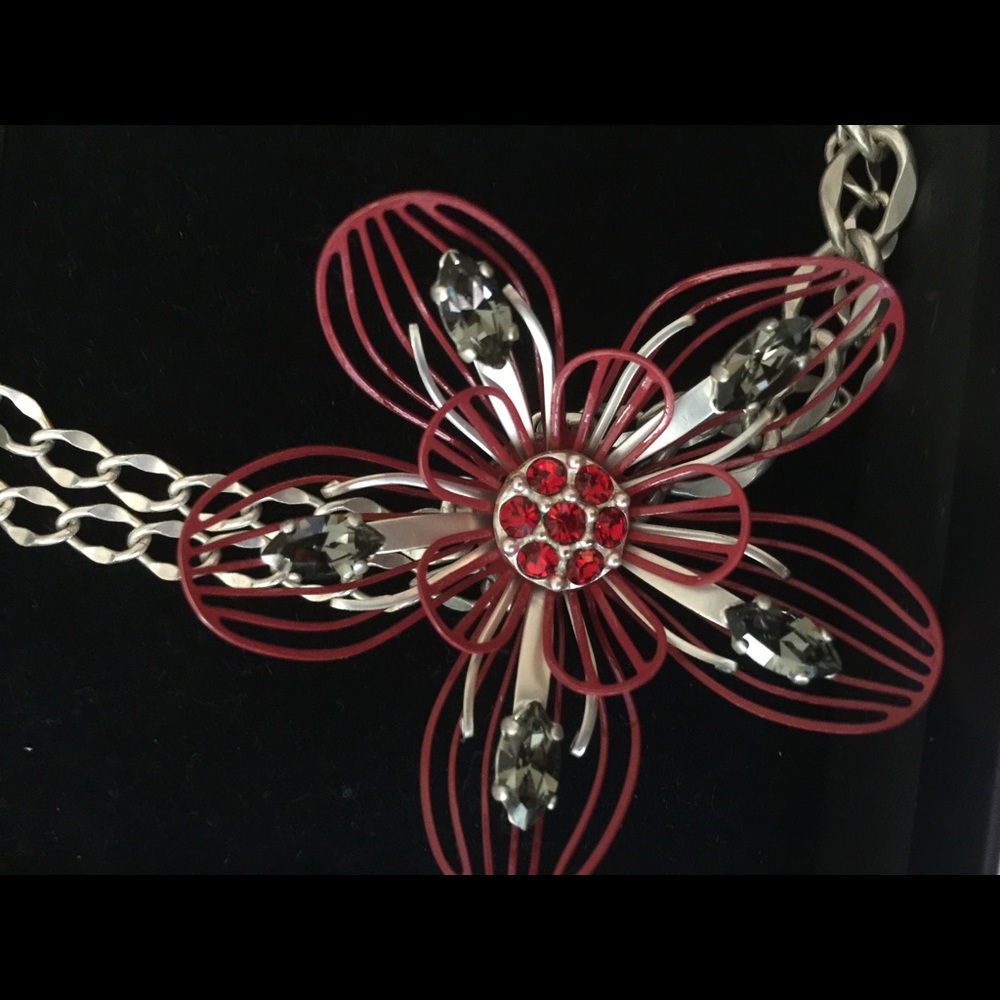 Lanvin Collection-Necklace - Picture 3 of 8